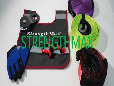 What are the key advantages of a polypropylene and polyester combination rope?