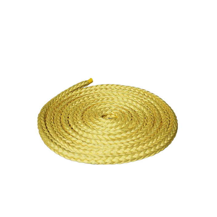 Comparing Tow Straps: Which Type Is Best for Your Needs