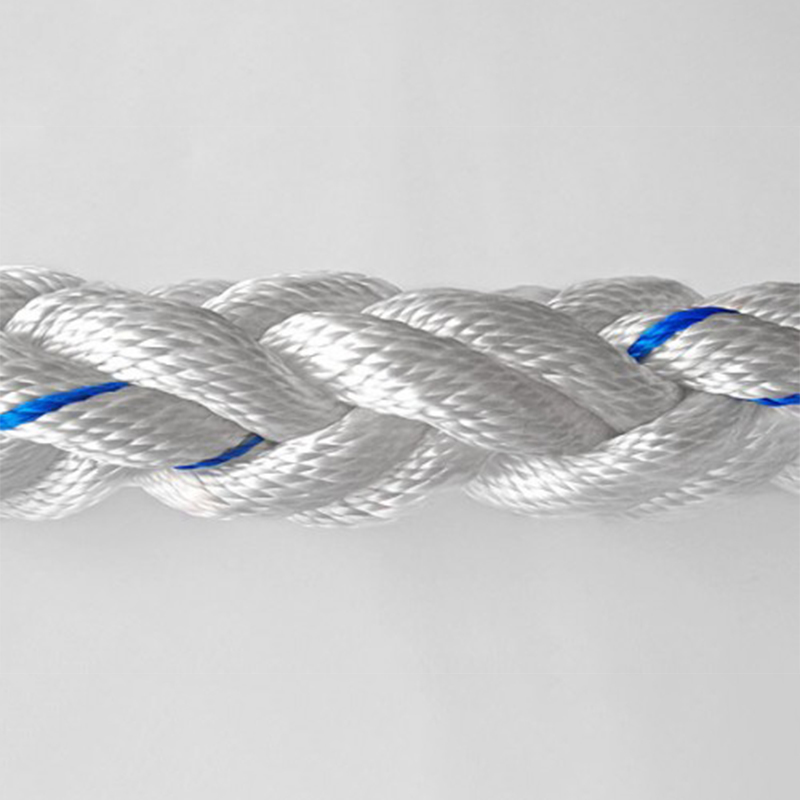 The qualities that make 12 strand polyester rope the go-to option.
