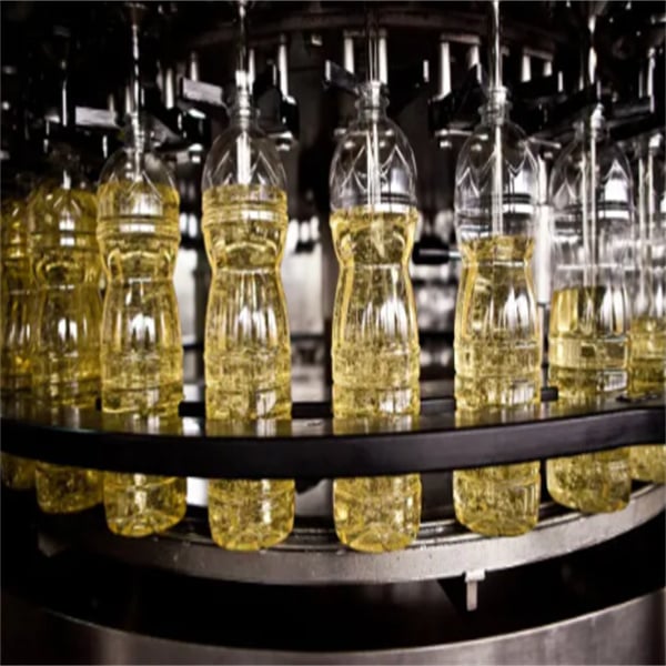 Ensuring accuracy and safety with a chemical bottle filling machine
