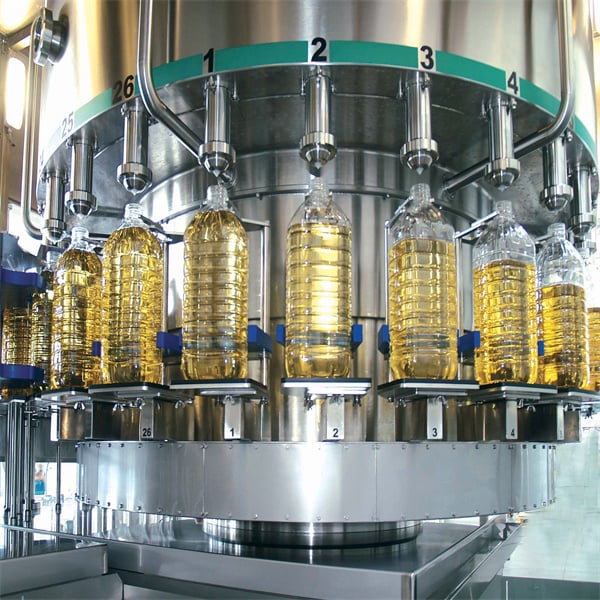 The Benefits of an Automatic Lubricant Oil Filling Machine