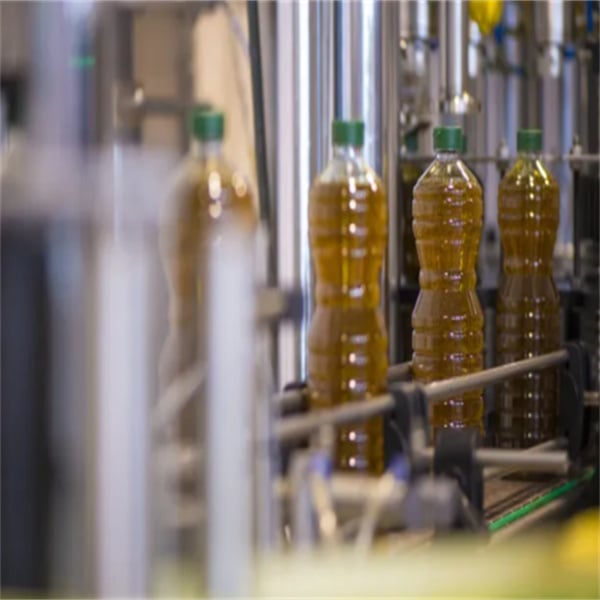 Meeting industry standards for hygiene and quality control in oil filling operations