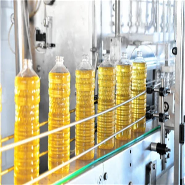 Achieve consistent fill levels with a semi-automatic edible oil filling machine