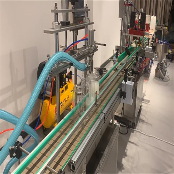 Precision Antifreeze Filling Machine for Increased Productivity