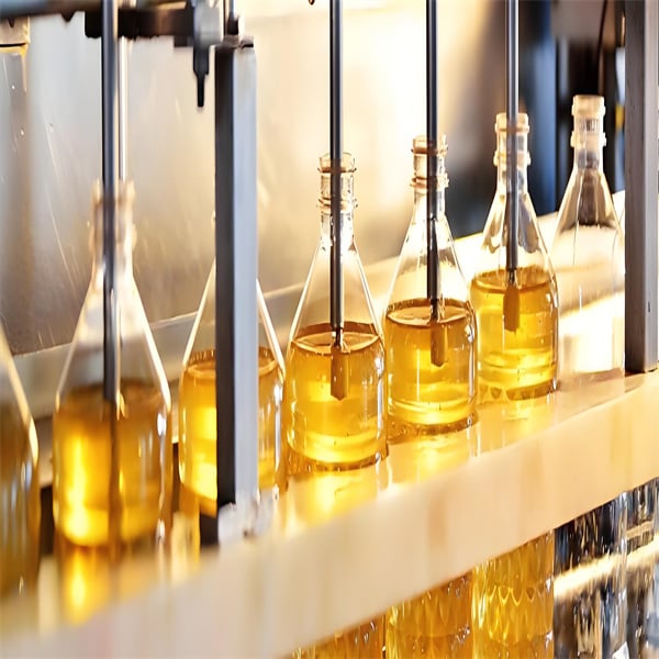 How an oil filling system ensures optimal performance?