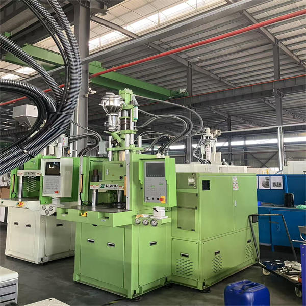 The Best Vertical Injection Molding Machine Manufacturers in the USA