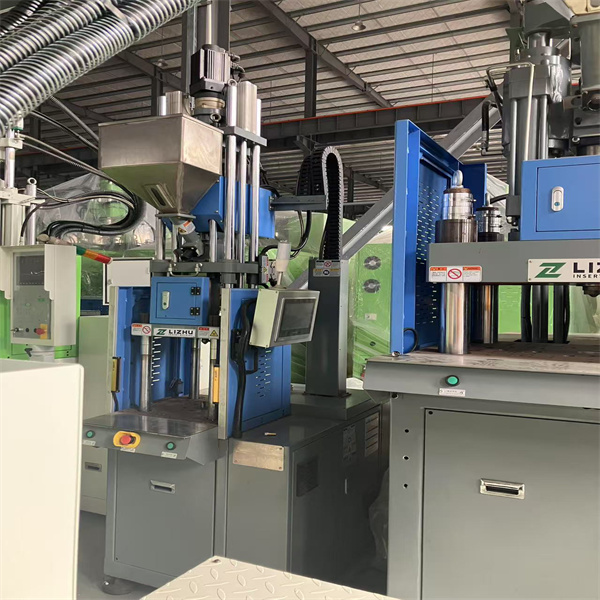 The Latest Injection Moulding Machine