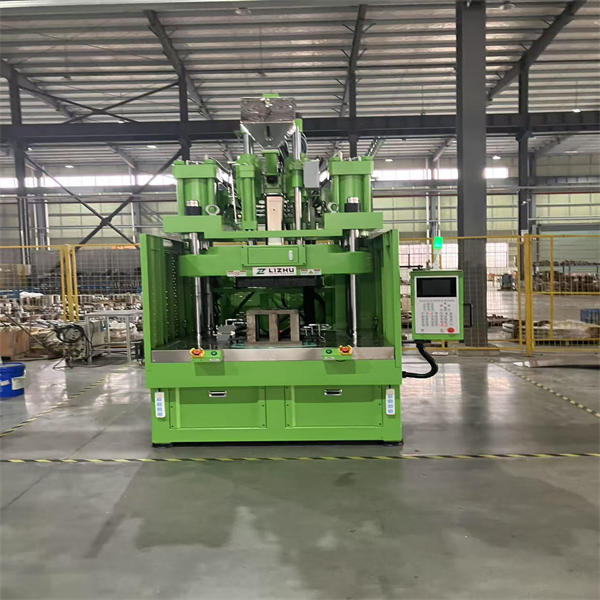 Pourquoi les machines à mouler par injection à table rotative sont idéales pour les projets complexes de moulage