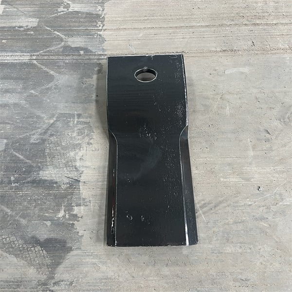 A closer look at heavy duty blade design.
