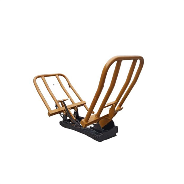 Secure hay bales easily with our top-quality gripper