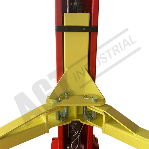 Safely and Easily Jack Up Your Bike with a Motorcycle Lift