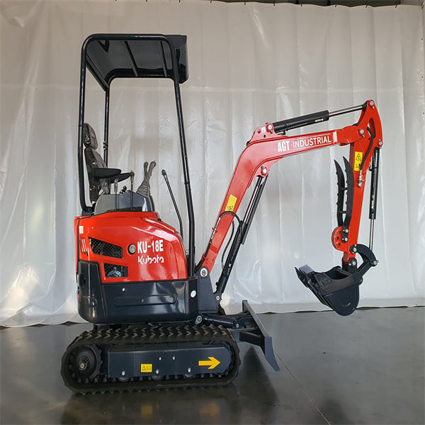 KU18Eミニエクスカバーターをご紹介します。