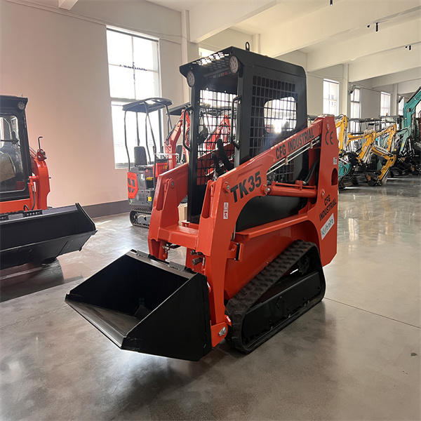 Oplev efficiencen og fleksibiliteten af den højst bedømte skid steer