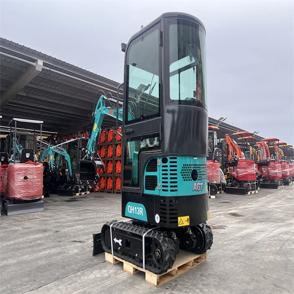 Small but Mighty - The Micro Mini Smallest Mini Excavator