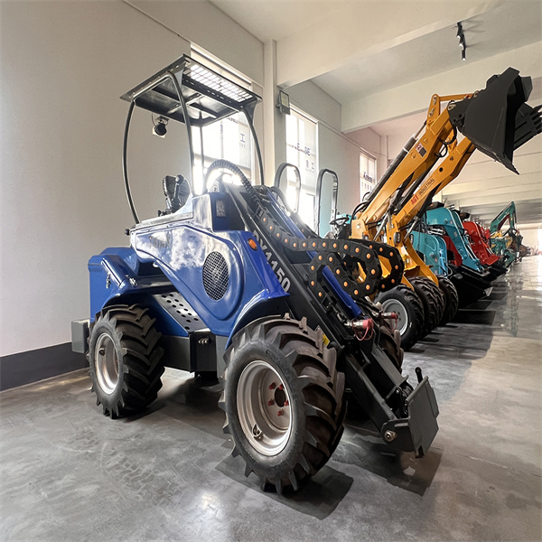 Experience unmatched versatility with the DY1150 skid steer loader