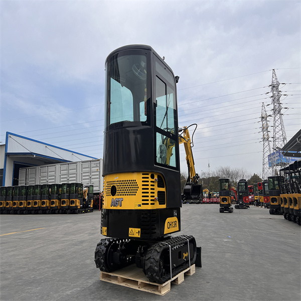 The QH13R mini excavator