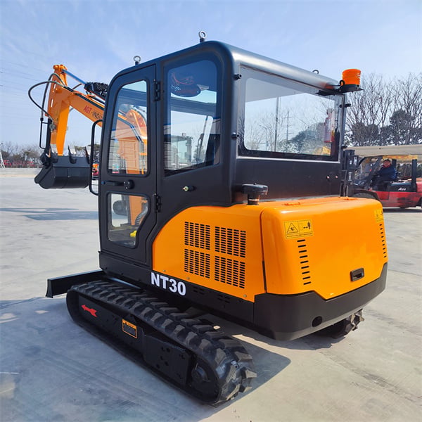 Explore tight spaces and navigate challenging terrain with the NT30 mini excavator