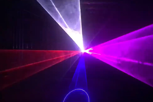 Knight Laser-5w ružová zelená modrá laserové svetlo automatický efekt