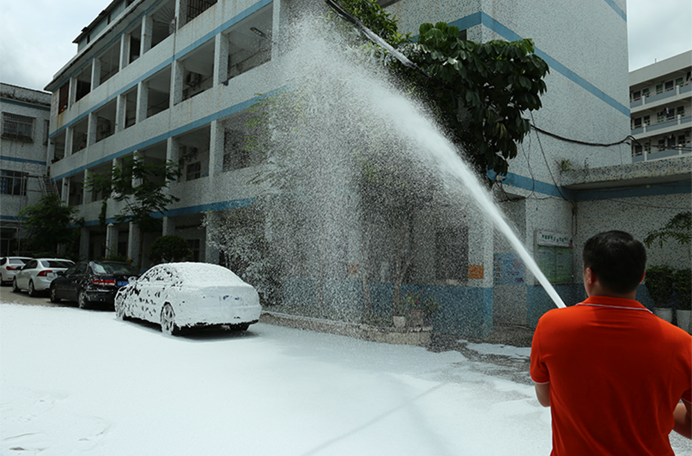 2 Multi-Functional Foam Fire Nozzle details