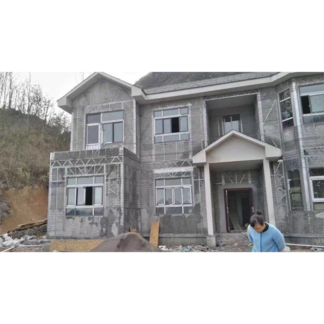 Pěnový beton použitý při montáži lehké ocelové konstrukce, zeď