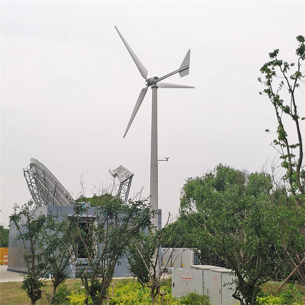 Những Điều Quan Trọng cho Việc Thực Hiện Turbine Gió Trục Ngang