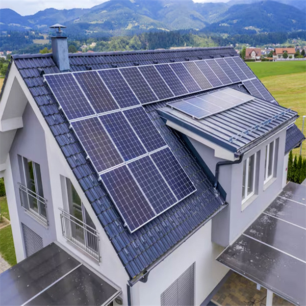 Fra fotovoltaiske celler til strøm