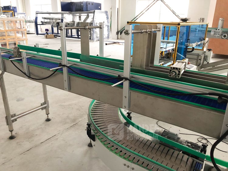 Automatic PET pure water bottle packaging system carton box packing machine price manufacture