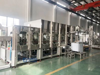 Customizing an Automatic Liquid Filling Machine for Daily Chemicals