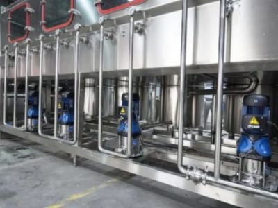 The Complete Guide to Choosing the Right Water Bottling Machine for Your Business
