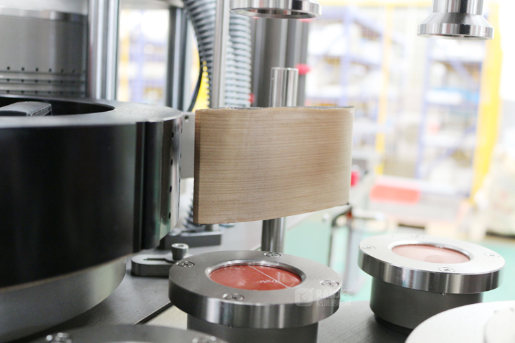 Automatic round bottle OPP BOPP labeling machine production line for small business supplier