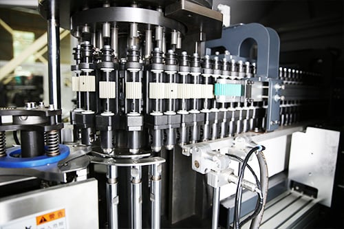 New design automatic linear type PET bottle extrusion blow molding machine plant details