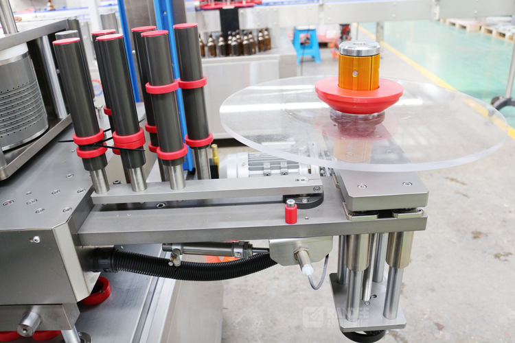 Automatic round bottle OPP BOPP labeling machine production line for small business details