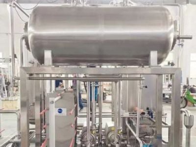 Soft Drink Filling Machine vs Water Filling Machine: Key Differences