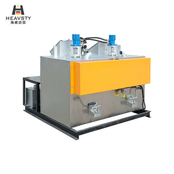 Opzione eco-friendly per il segnalamento stradale utilizzando una macchina boiler