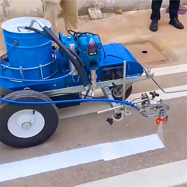 Résultats de haute qualité pour des projets professionnels de peinture de trottoirs