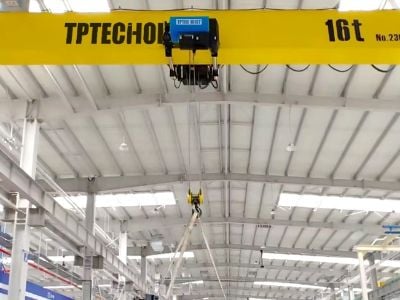 Overhead cranes play a vital role in lifting and moving heavy loads in modern industry.