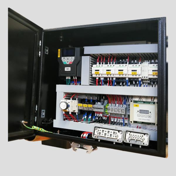The wire rope crane hoist for high-stakes applications.