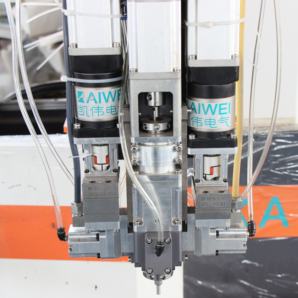 Easy to use machine for industrial and DIY applications