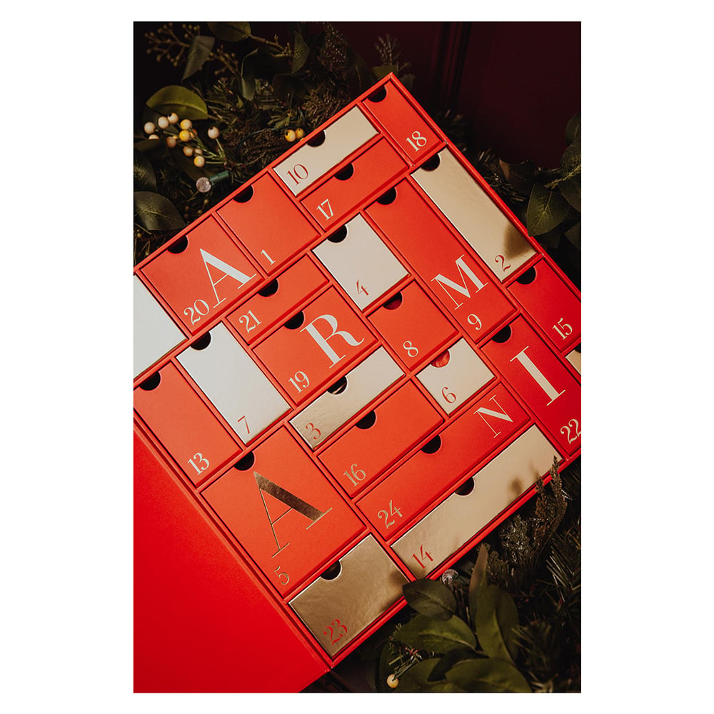 Luxury Personalized Custom Logo Beauty Makeup Collection Advent Calendar Box manufacture