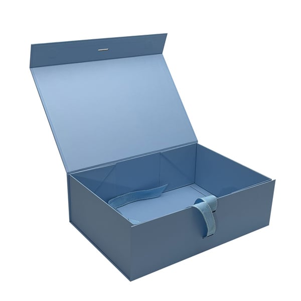 Treat Someone Special with Our Ribbon-Closure Gift Boxes