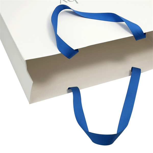 Express your appreciation with custom gift bags for any occasion