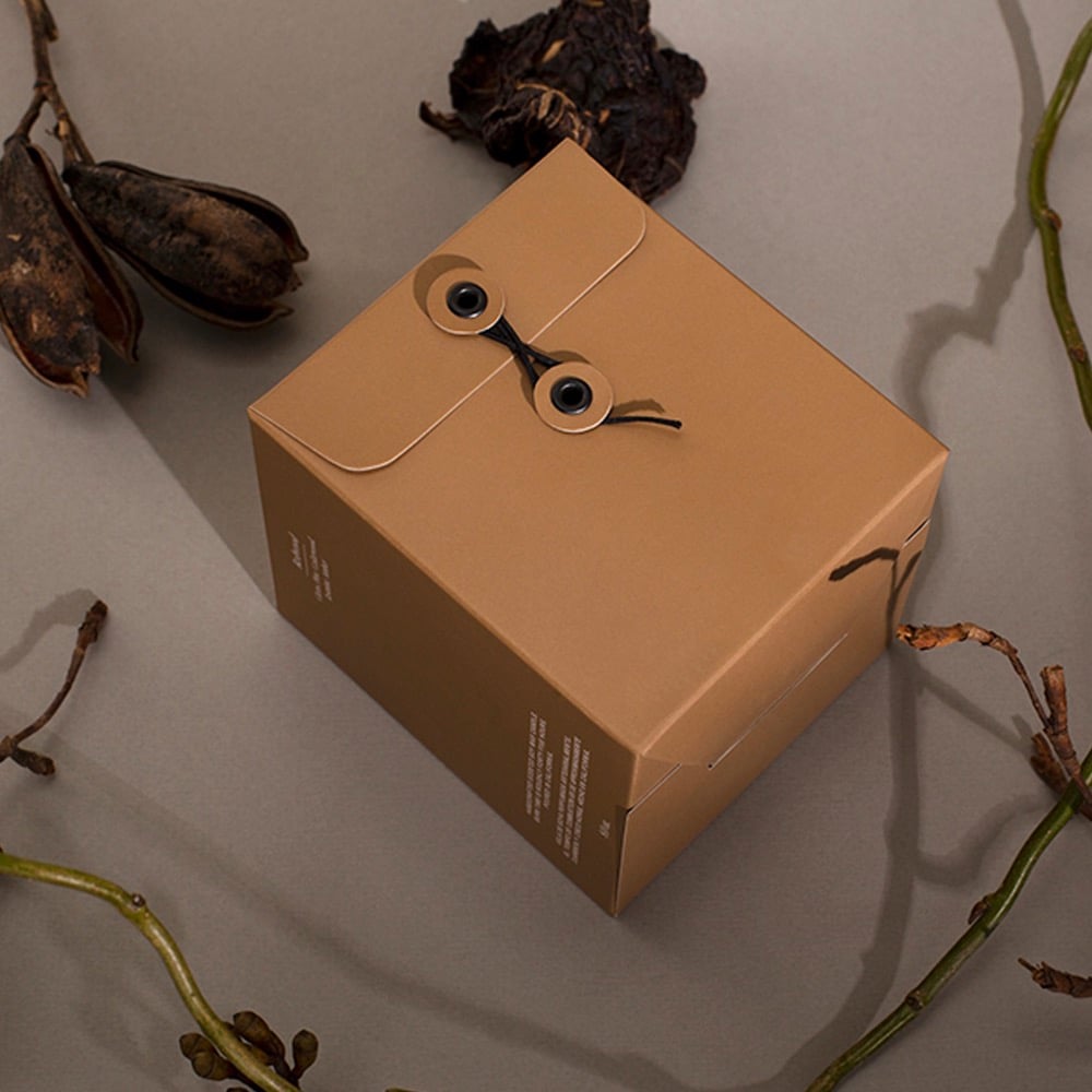 Handmade aromatherapy packaging box fashion design luxury buckle gift box packaging for candle manufacture