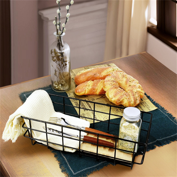 Ajoutez du charme à votre maison avec un panier de rangement tressé chic