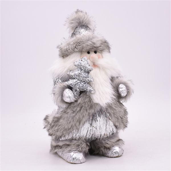 Nikolaus-motivierte Schmuckstücke für einen fröhlichen Weihnachtsbaum