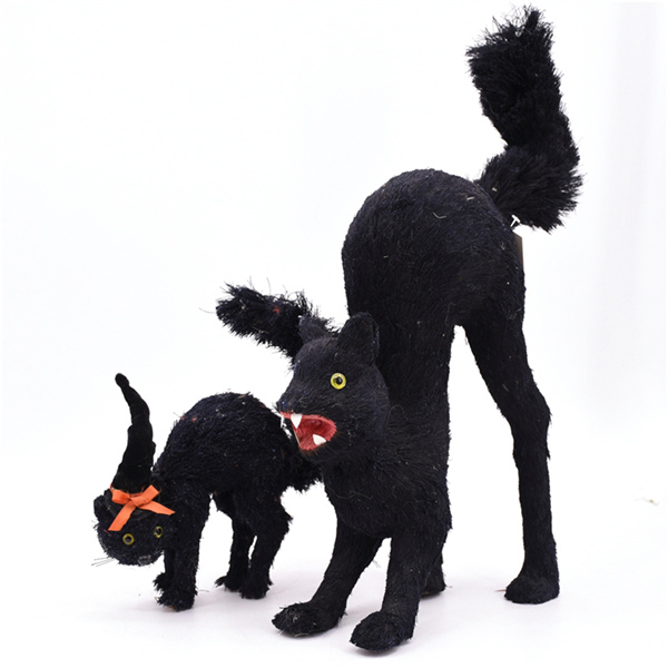 Laissez parler votre créativité avec des idées de décoration d'Halloween à base de chats pour votre maison