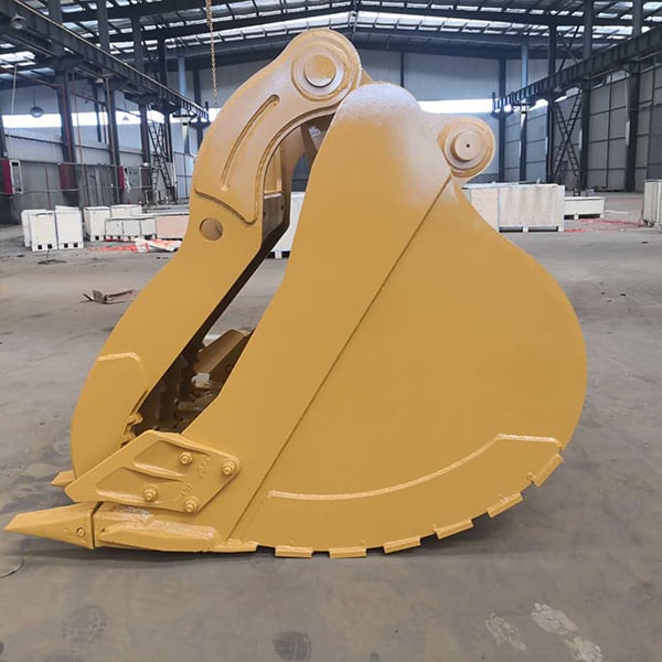 Innovation in Backhoe Buckets With Thumb