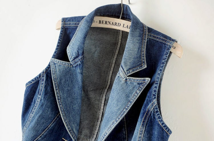 2024 Custom Women's Vest Slim Lapel Blue Denim Vest Jean Vest Women manufacture