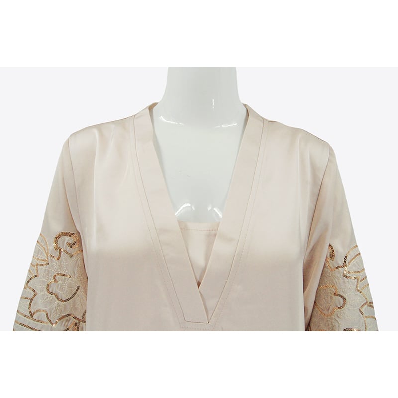Customization Elegant Arabian Dress Abaya Muslim Women V-Neck Embroidered Tassel Robe Middle East Long Ramadan Dress supplier