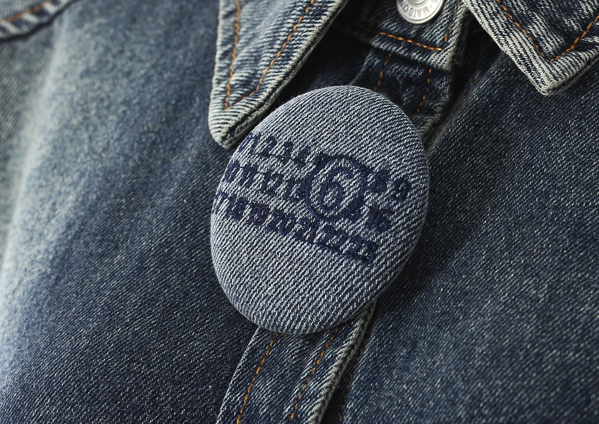 Spring New Designer Large Button Washed Denim Loose Fit Lapel Casual Cocoon Coat Women's Slightly Drop Shoulder Shirt details