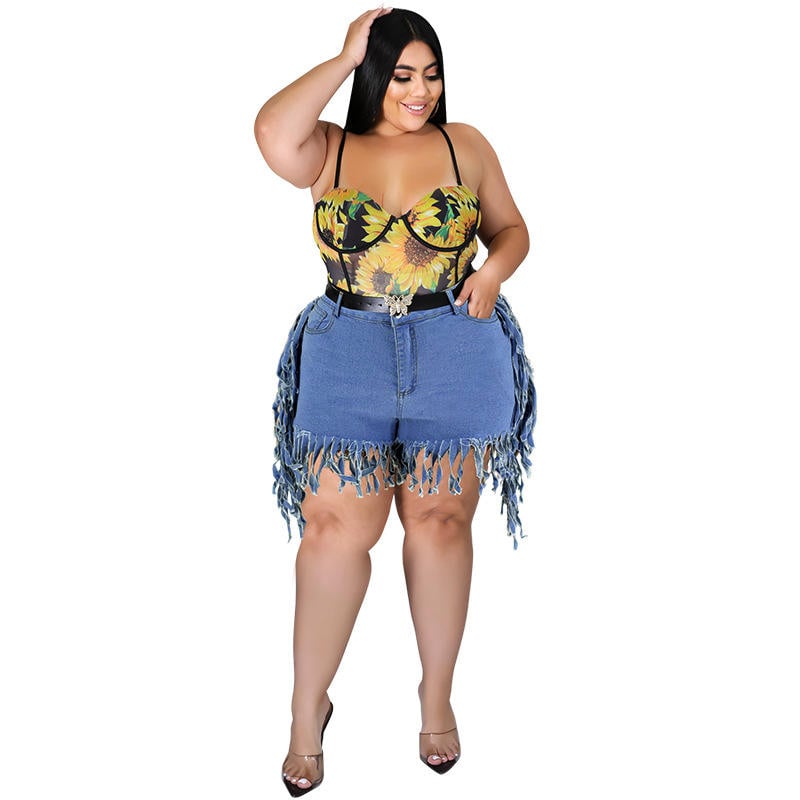New Arrivals Plus Size Women's Clothing Fashion Solid Color Fringed Denim Short Jeans details